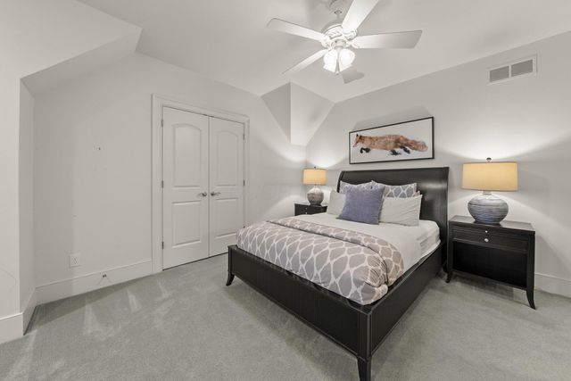 2060 Fontenay Place, Upper Arlington, OH 43220