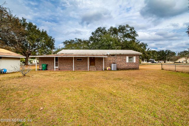 86681 HESTER Drive, Yulee, FL 32097