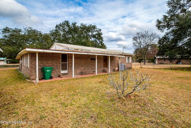 86681 HESTER Drive, Yulee, FL 32097