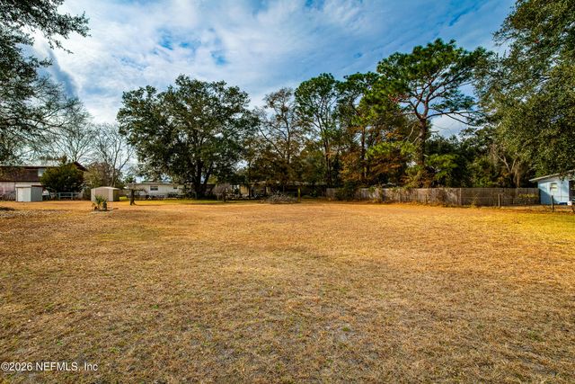 86681 HESTER Drive, Yulee, FL 32097