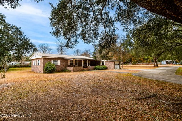 86681 HESTER Drive, Yulee, FL 32097