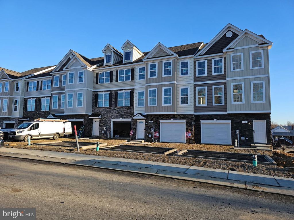 72 POTOMAC CT, Prince Frederick, MD 20678