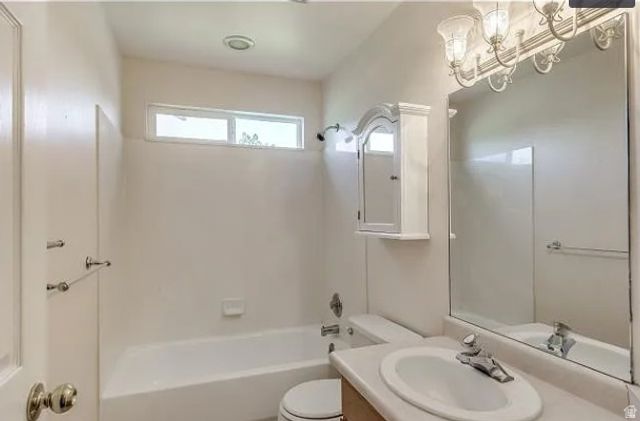 8872 S STONE VISTA LN, West Jordan, UT 84081