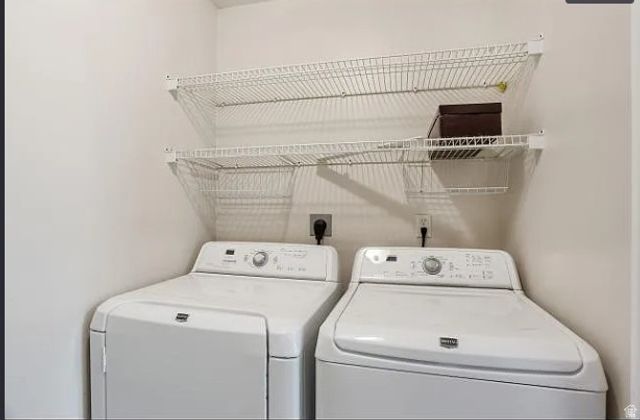 8872 S STONE VISTA LN, West Jordan, UT 84081