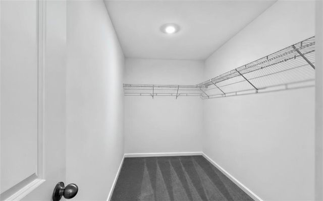 2040 Presley Point, Lawrenceville, GA 30044