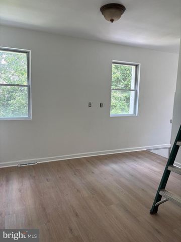 214 10TH AVE, Atco, NJ 08004