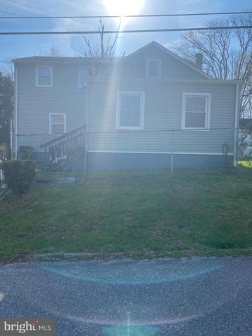 214 10TH AVE, Atco, NJ 08004