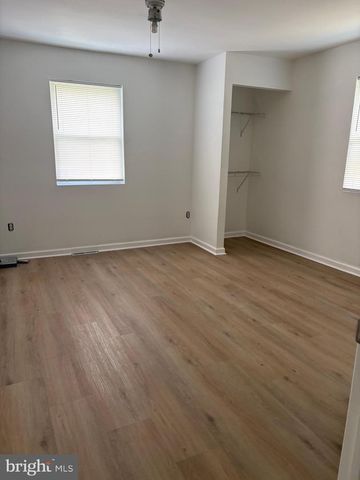 214 10TH AVE, Atco, NJ 08004