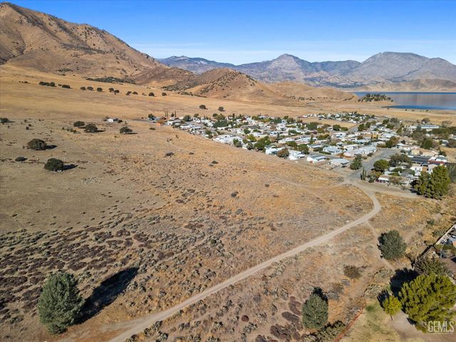 4500 Joshua Drive, Mountain Mesa, CA 93240