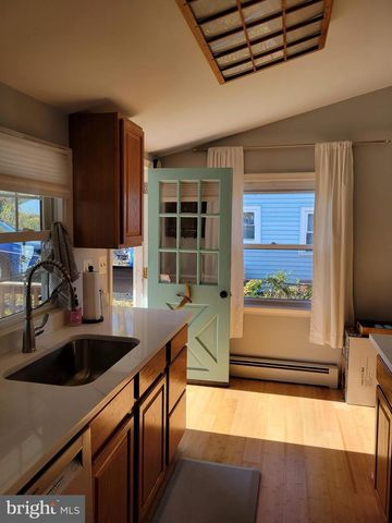 104 MEADOW RD, Riva, MD 21140