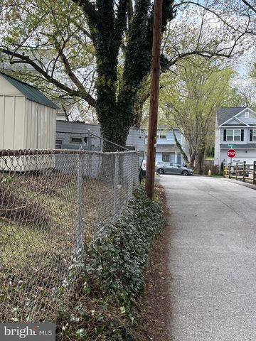 104 MEADOW RD, Riva, MD 21140