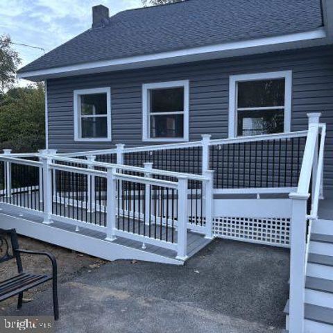 104 MEADOW RD, Riva, MD 21140
