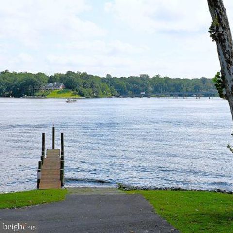 104 MEADOW RD, Riva, MD 21140