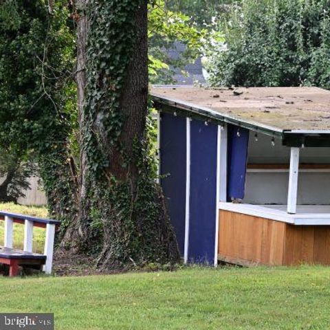 104 MEADOW RD, Riva, MD 21140