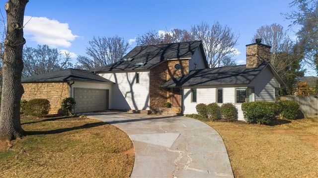 130 Saddle Creek Drive, Roswell, GA 30076