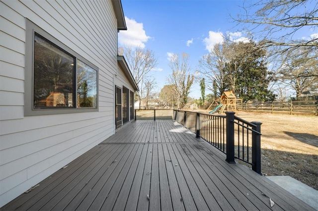 130 Saddle Creek Drive, Roswell, GA 30076