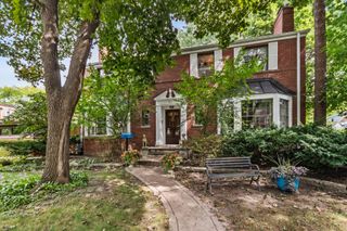 415 Ashland Avenue, Evanston, IL 60202