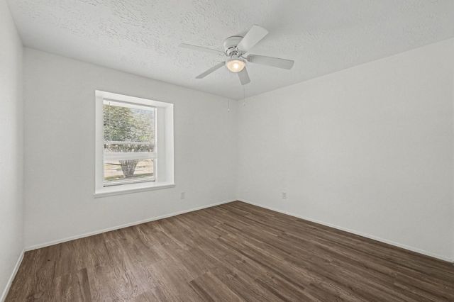 2015 Highcrest Drive, Missouri City, TX 77489