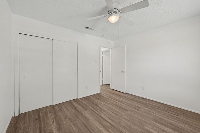2015 Highcrest Drive, Missouri City, TX 77489