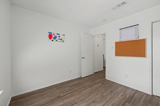 2015 Highcrest Drive, Missouri City, TX 77489