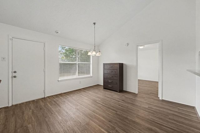 2015 Highcrest Drive, Missouri City, TX 77489