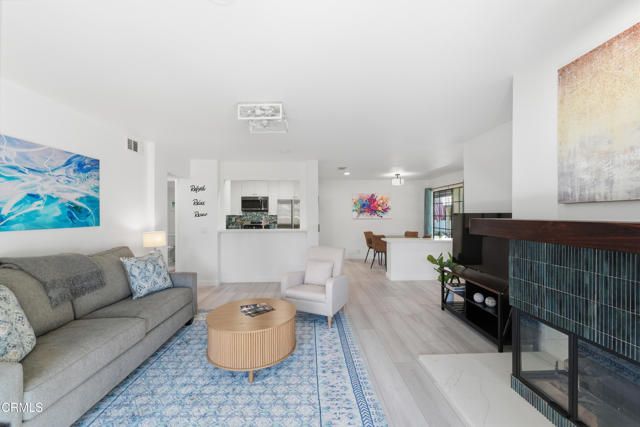 2053 Majorca Drive, Oxnard, CA 93035