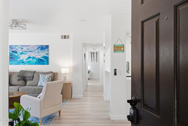 2053 Majorca Drive, Oxnard, CA 93035