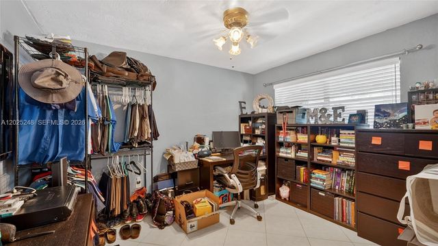 10651 NW 19th Pl, Pembroke Pines, FL 33026