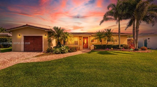 10651 NW 19th Pl, Pembroke Pines, FL 33026