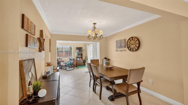 10651 NW 19th Pl, Pembroke Pines, FL 33026