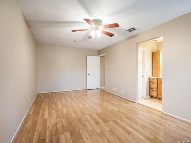 4971 DARE LN, San Antonio, TX 78217