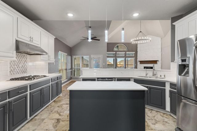 2003 Silent Shore Street, Wylie, TX 75098