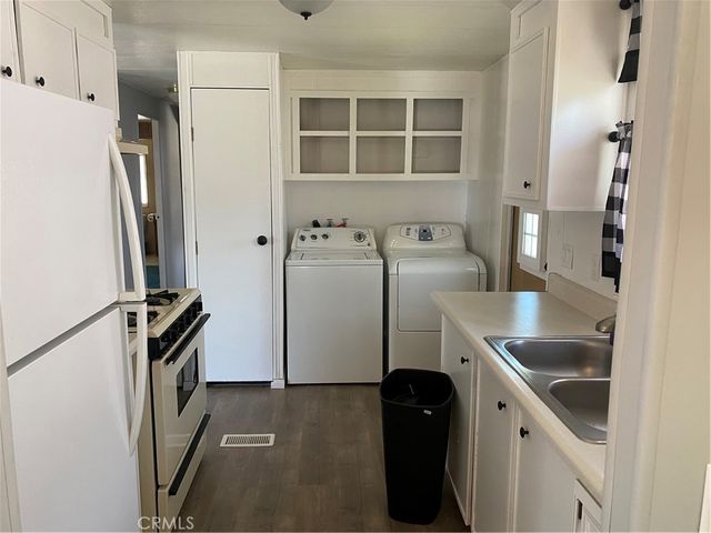 37 Elm Via, Anaheim, CA 92801