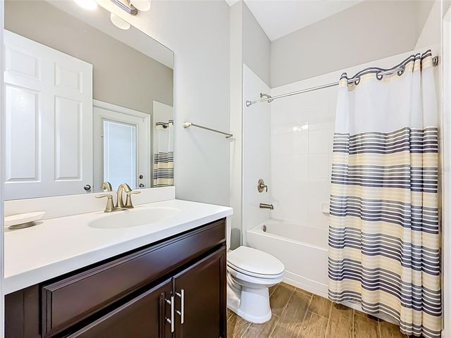 1107 ISOBEL RESERVE LANE, Tampa, FL 33613