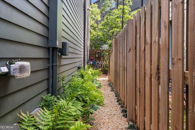 262 Southerland Terrace NE, Atlanta, GA 30307