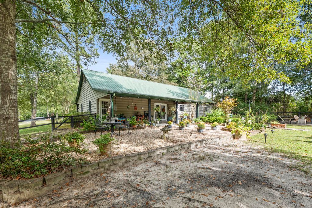 Image 2 of property listing at 3401 Santee River Road, Saint Stephen, SC 29479