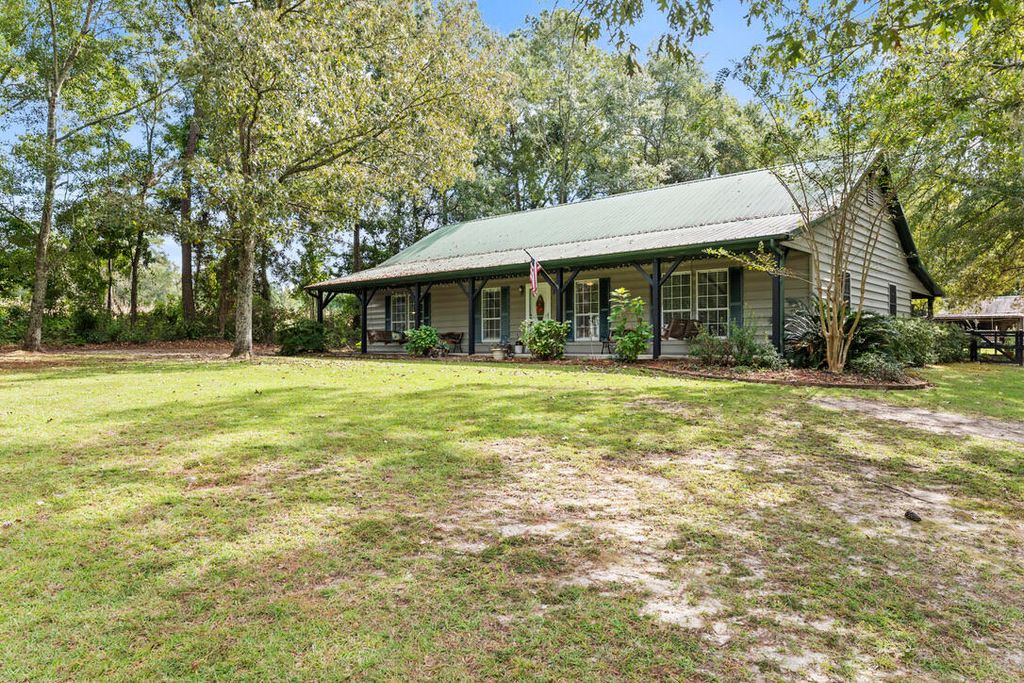 Image 28 of property listing at 3401 Santee River Road, Saint Stephen, SC 29479