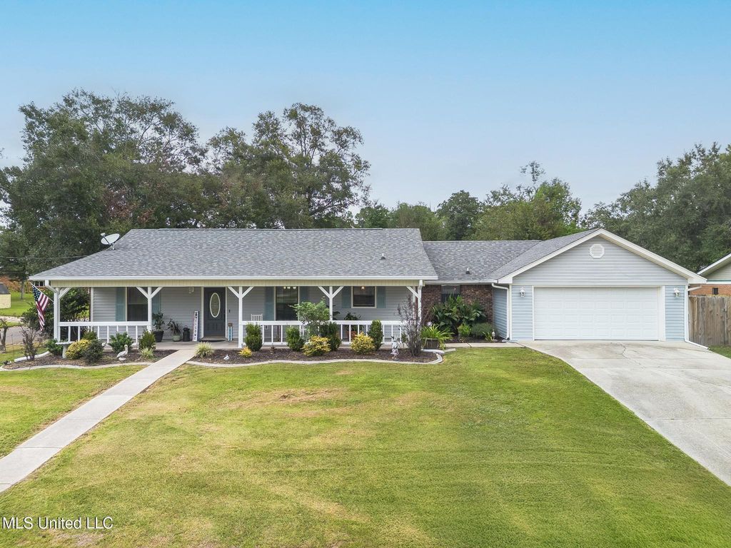 15192 Saint Charles Street, Gulfport, MS 39503