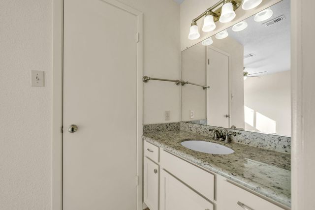 6111 Beverly Hill Street 3, Houston, TX 77057