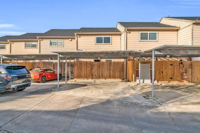 6111 Beverly Hill Street 3, Houston, TX 77057