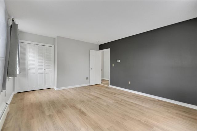 14 Harold Street APT 2F, Harwich Port, MA 02646