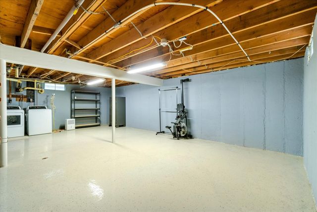 14 Harold Street APT 2F, Harwich Port, MA 02646