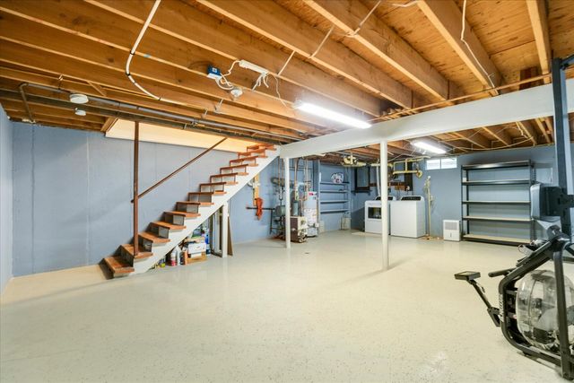 14 Harold Street APT 2F, Harwich Port, MA 02646