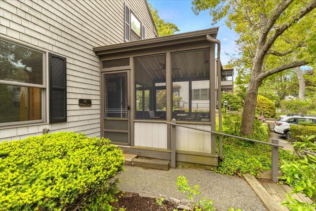 14 Harold Street APT 2F, Harwich Port, MA 02646