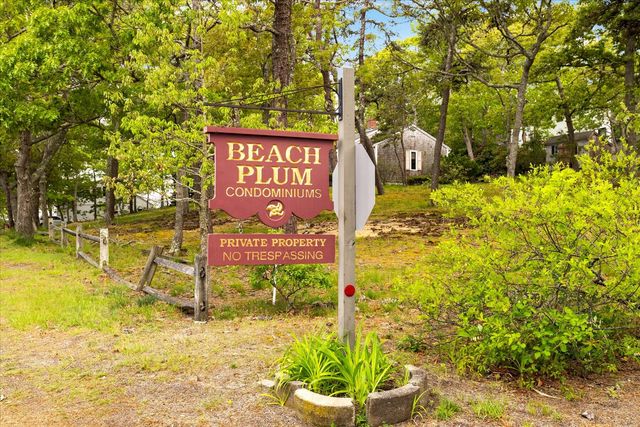 14 Harold Street APT 2F, Harwich Port, MA 02646