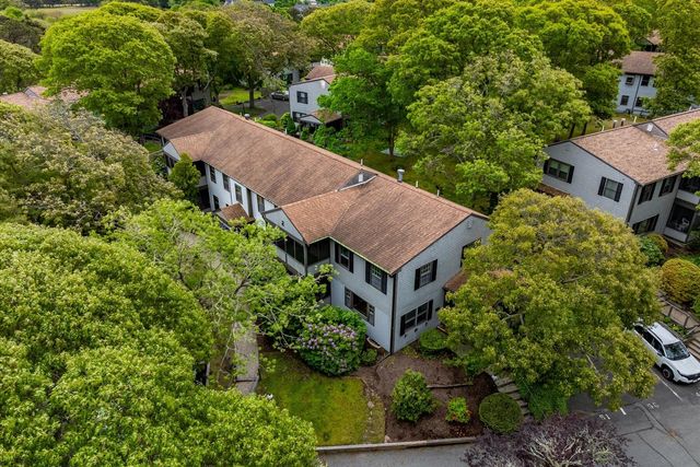 14 Harold Street APT 2F, Harwich Port, MA 02646
