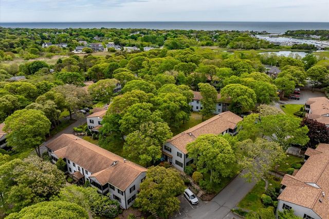 14 Harold Street APT 2F, Harwich Port, MA 02646