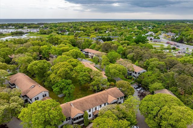 14 Harold Street APT 2F, Harwich Port, MA 02646