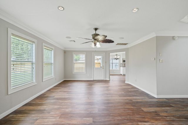514 Brushy Glen Drive, Houston, TX 77073