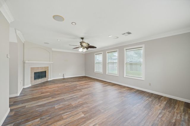 514 Brushy Glen Drive, Houston, TX 77073